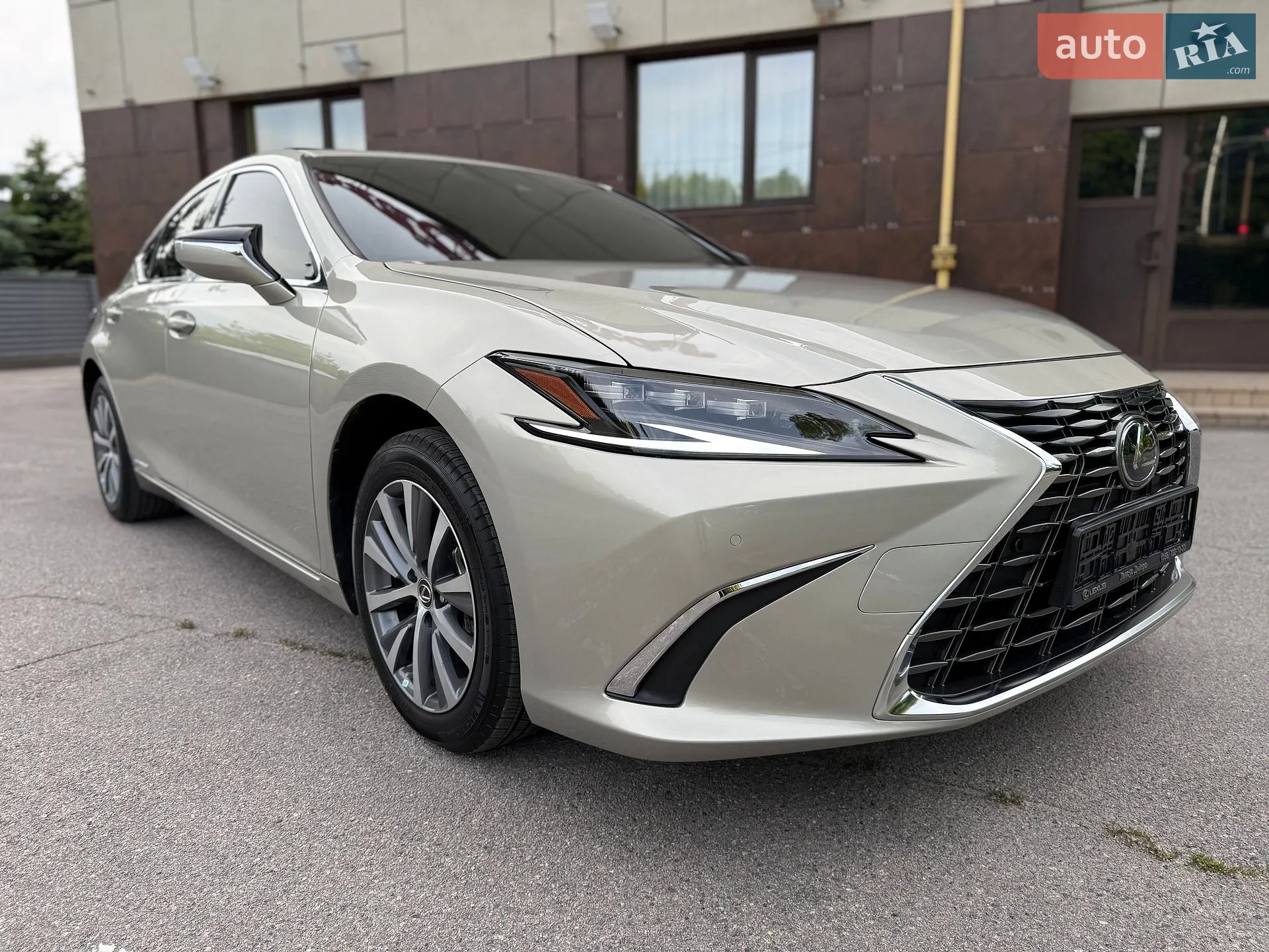 2021 Lexus ES - мініатюра 19