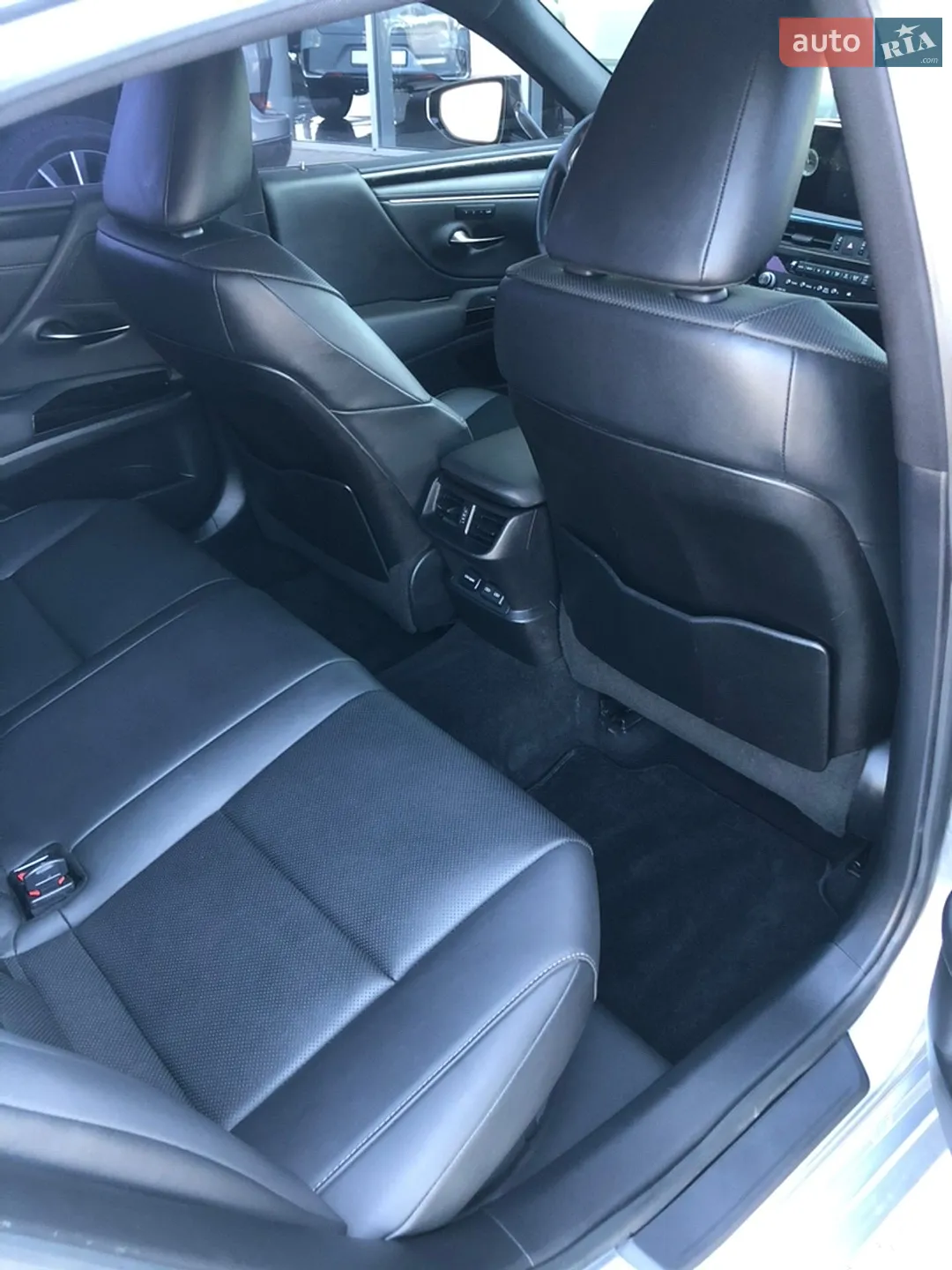 2022 Lexus ES - мініатюра 12