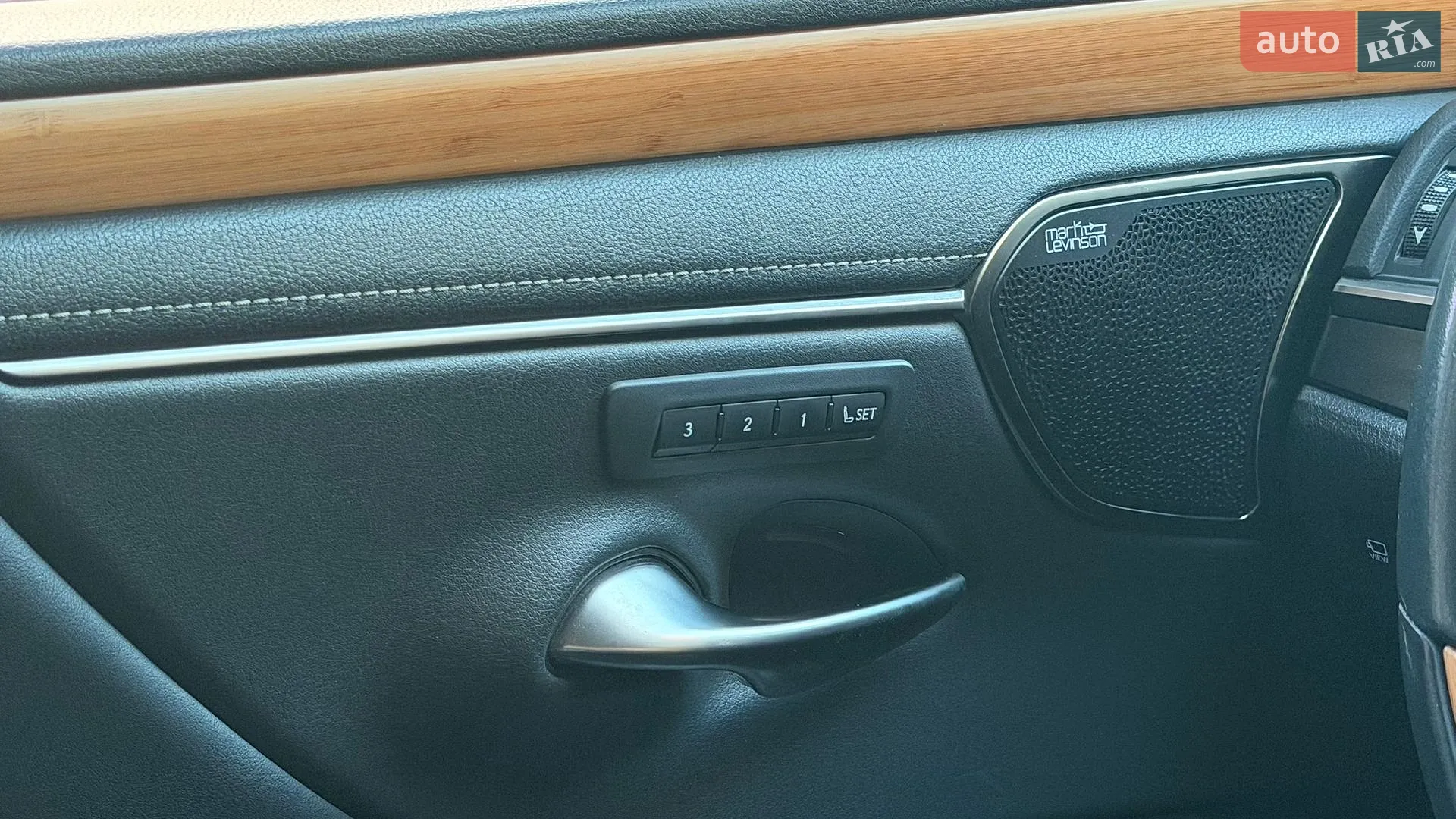 2019 Lexus ES - мініатюра 15