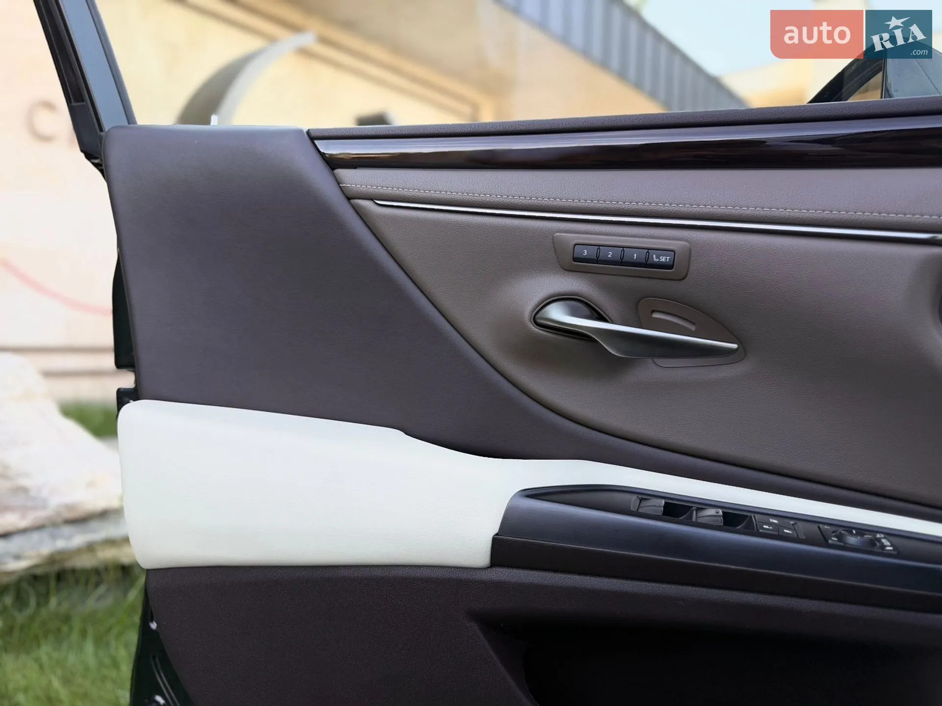 2019 Lexus ES - мініатюра 26