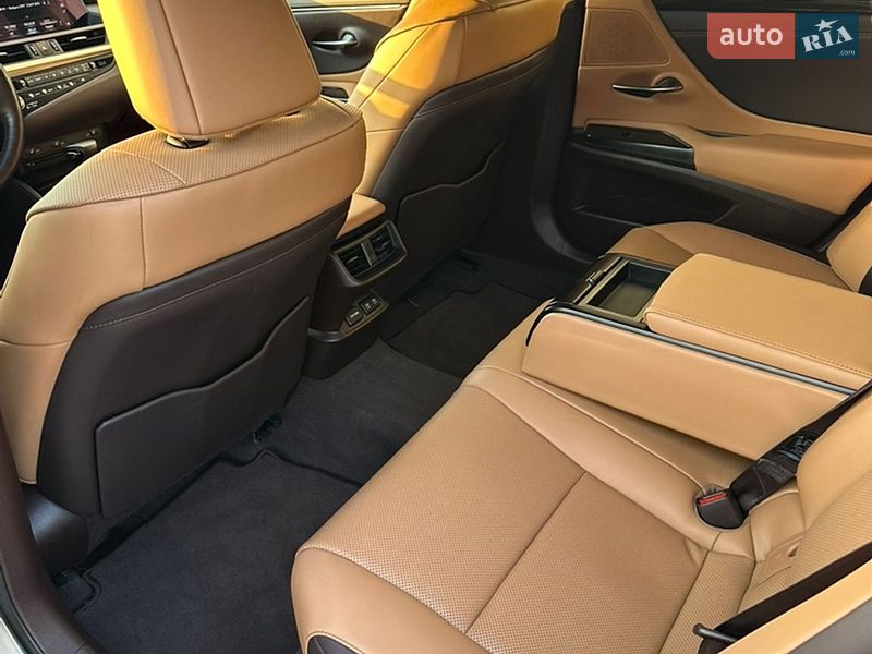 Седан Lexus ES 2021 в Луцьку фото 18 Седан Lexus ES 2021 в Луцьку