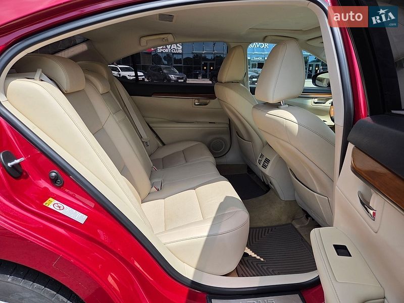 Седан Lexus ES 2014 в Києві фото 40 Седан Lexus ES 2014 в Києві