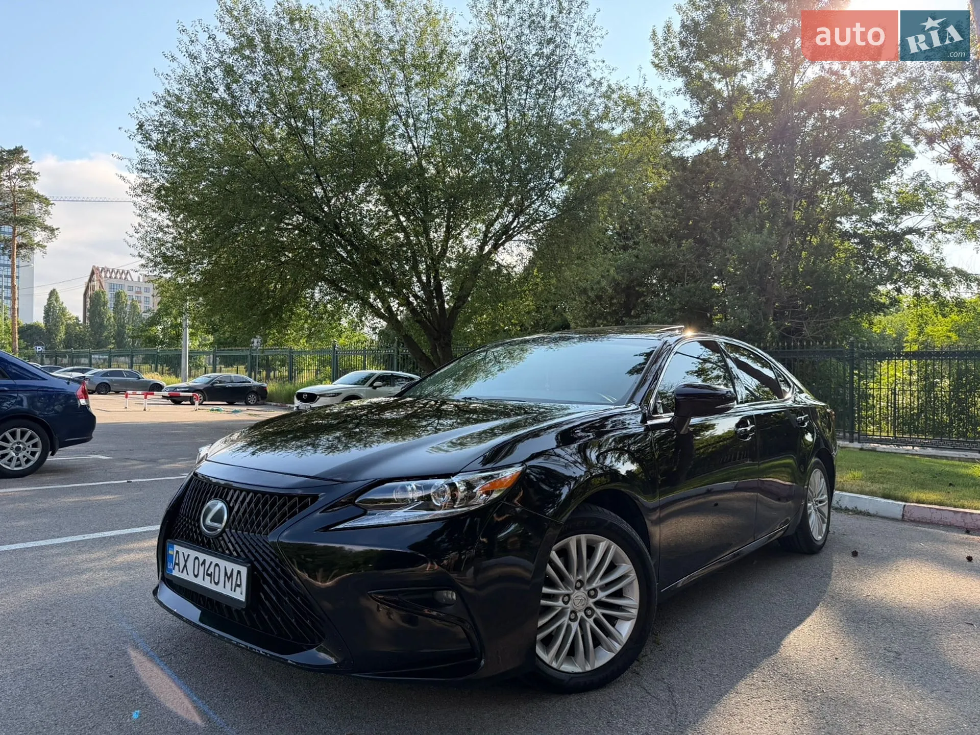 2016 Lexus ES - мініатюра 13