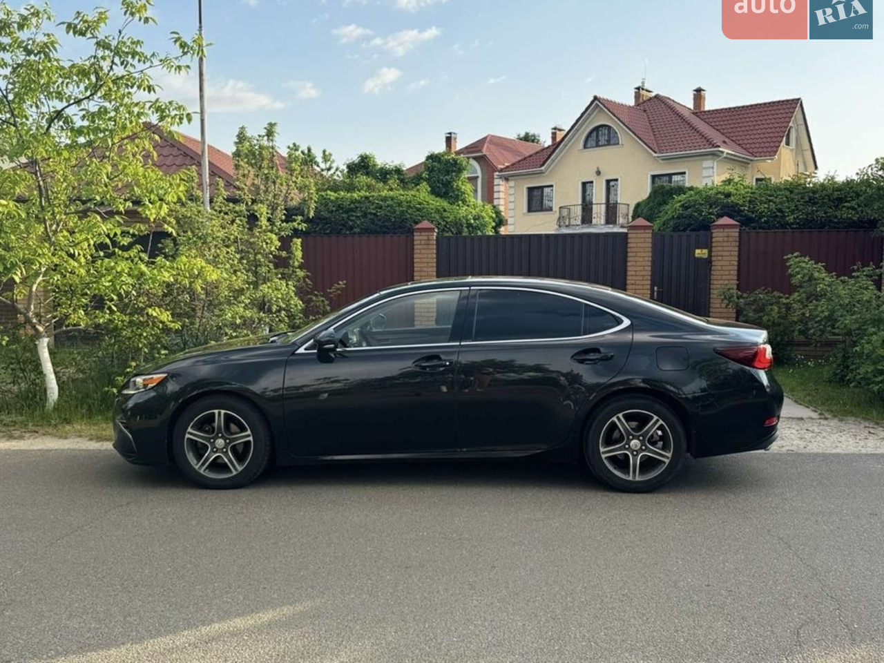 2015 Lexus ES - мініатюра 31