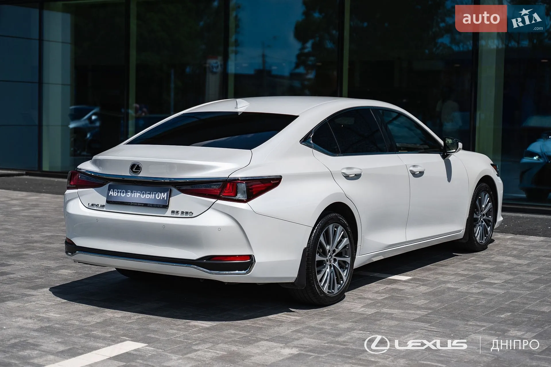 2021 Lexus ES - мініатюра 9