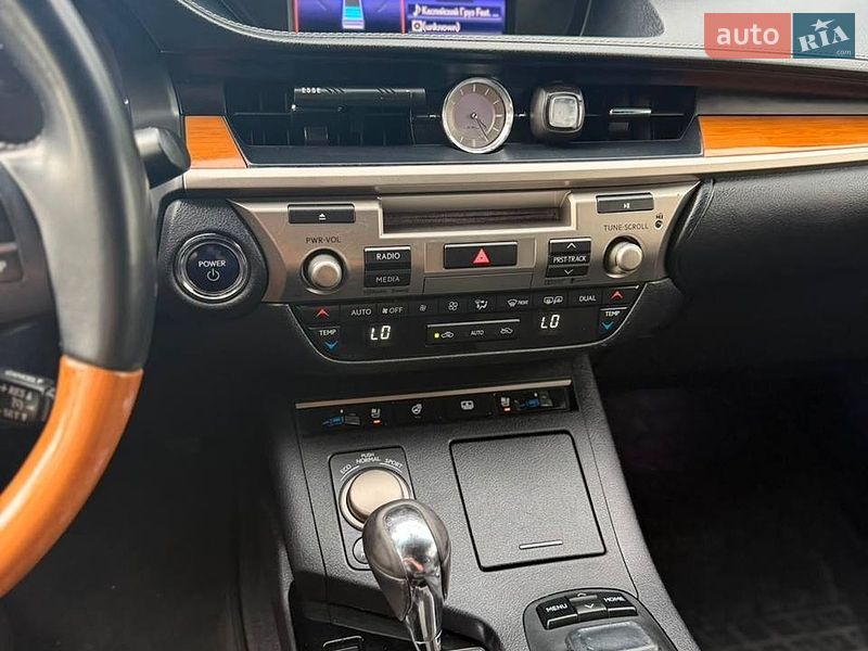 Седан Lexus ES 2015 в Харкові фото 11 Седан Lexus ES 2015 в Харкові