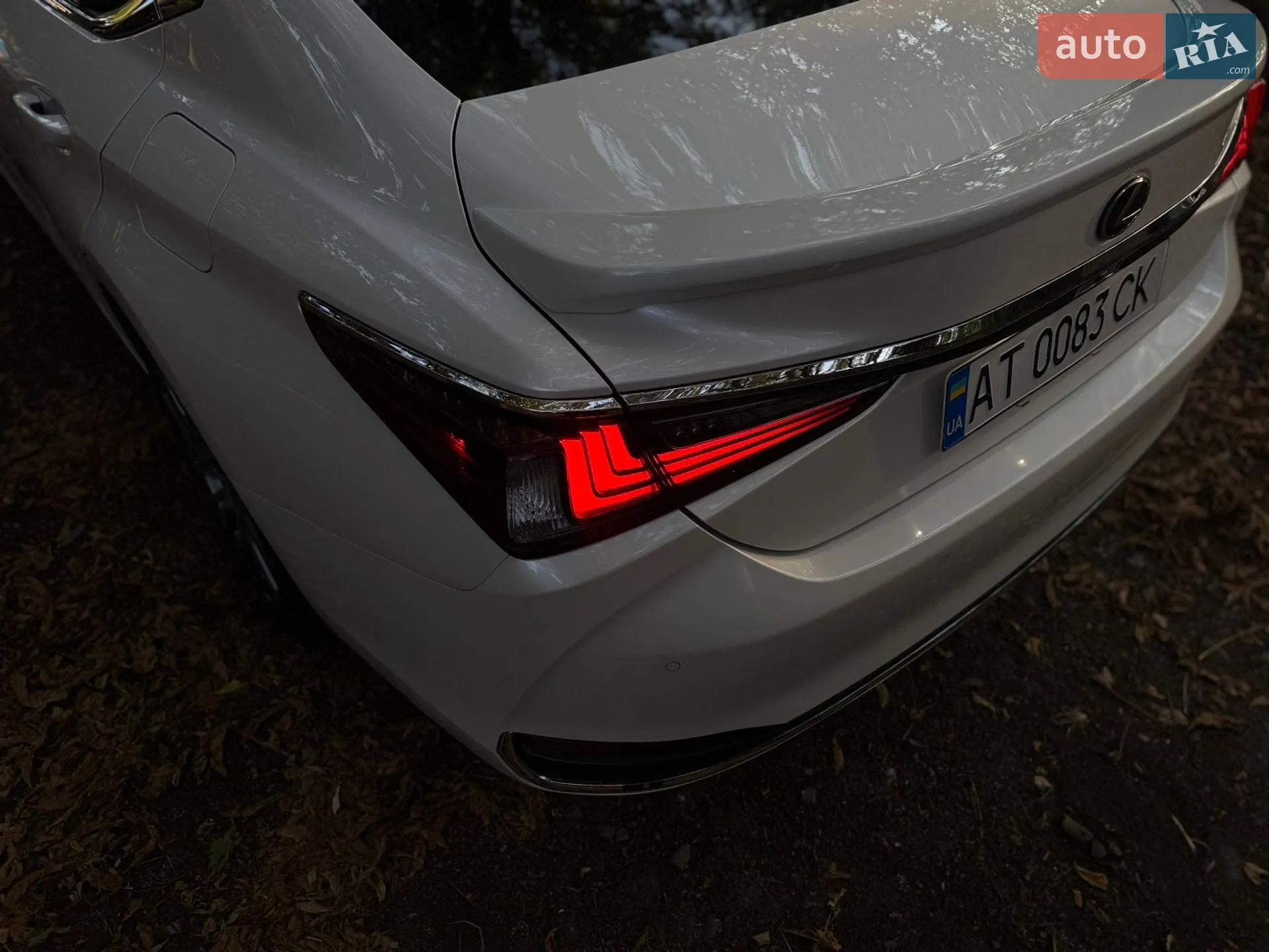 2020 Lexus ES - мініатюра 13