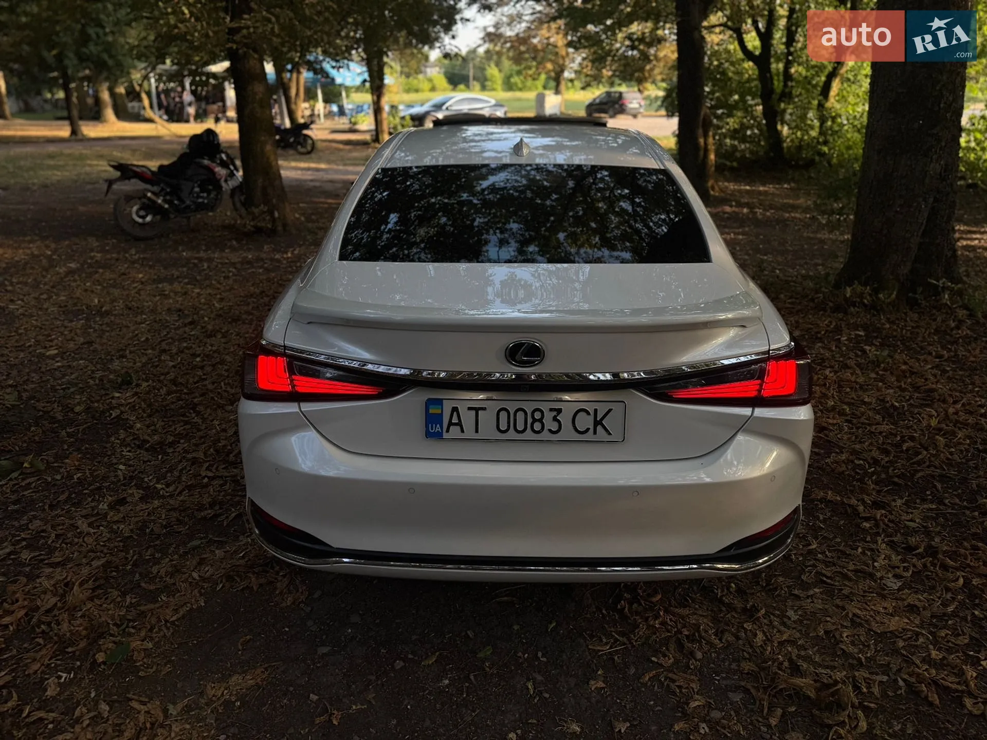 2020 Lexus ES - мініатюра 15