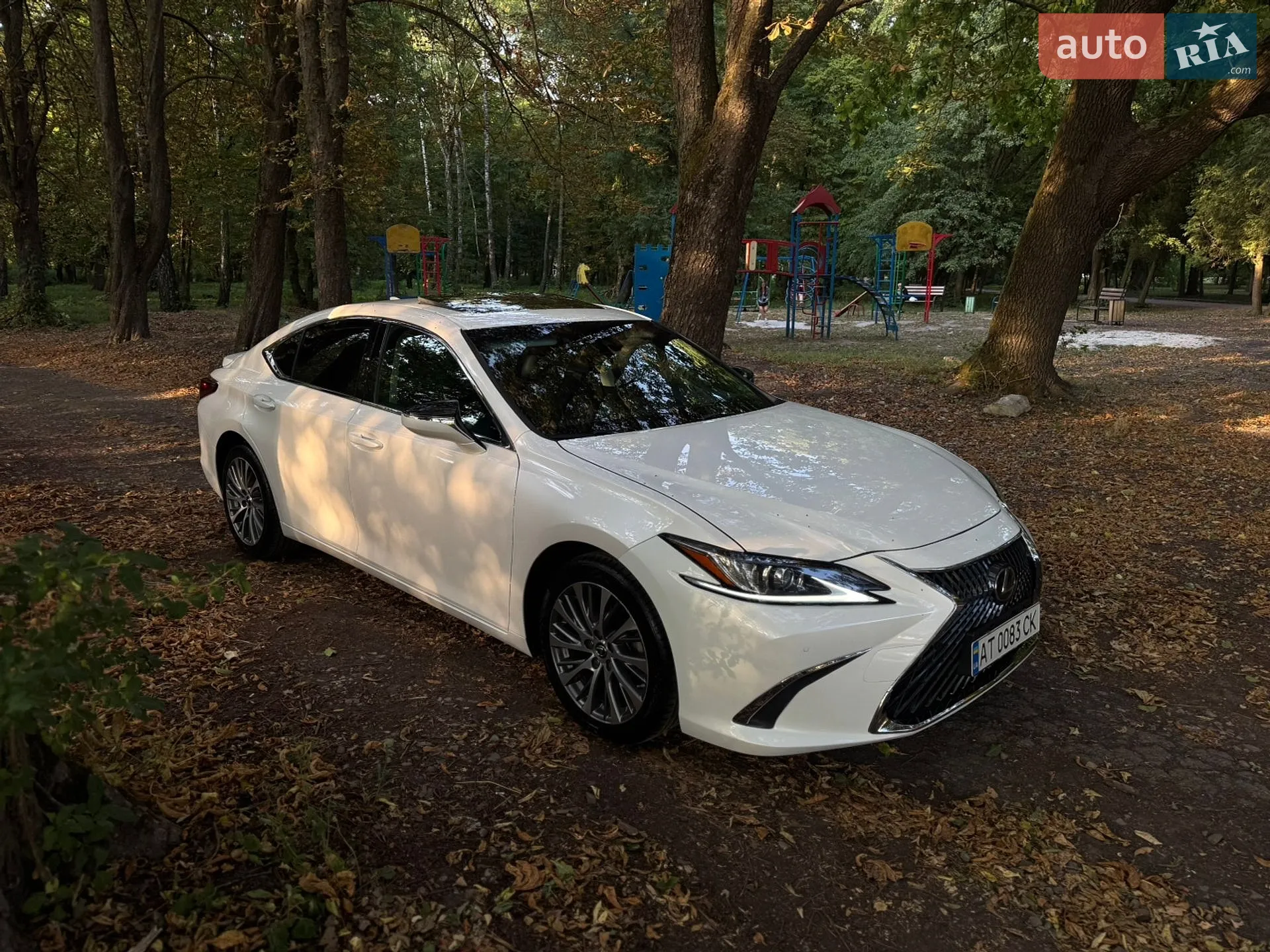 2020 Lexus ES - мініатюра 20