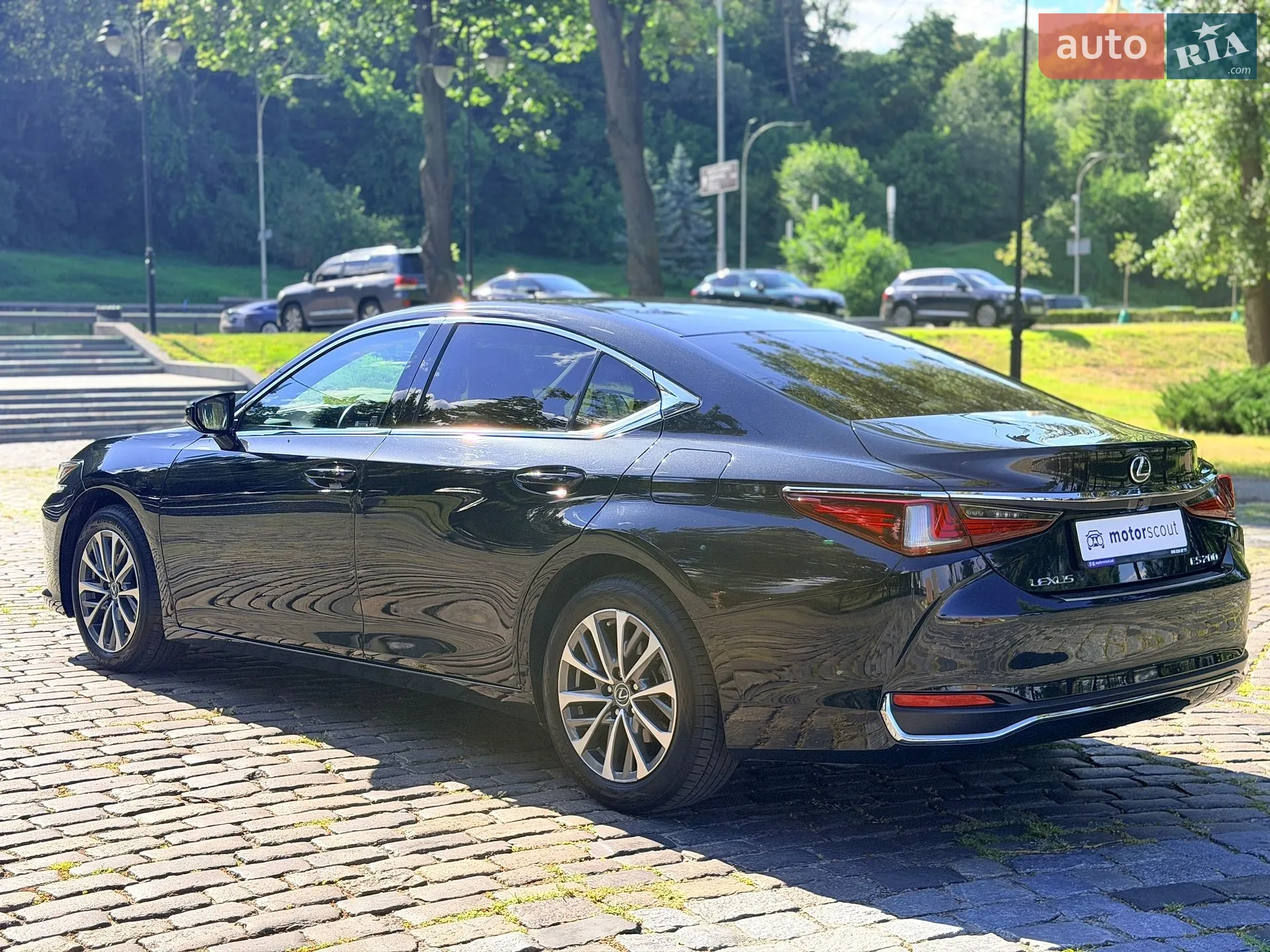 2022 Lexus ES - мініатюра 3