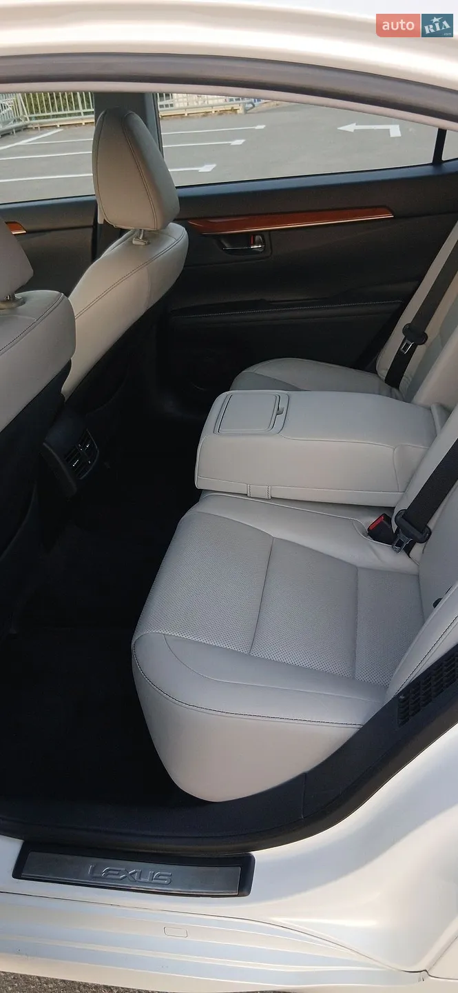 2013 Lexus ES - мініатюра 14