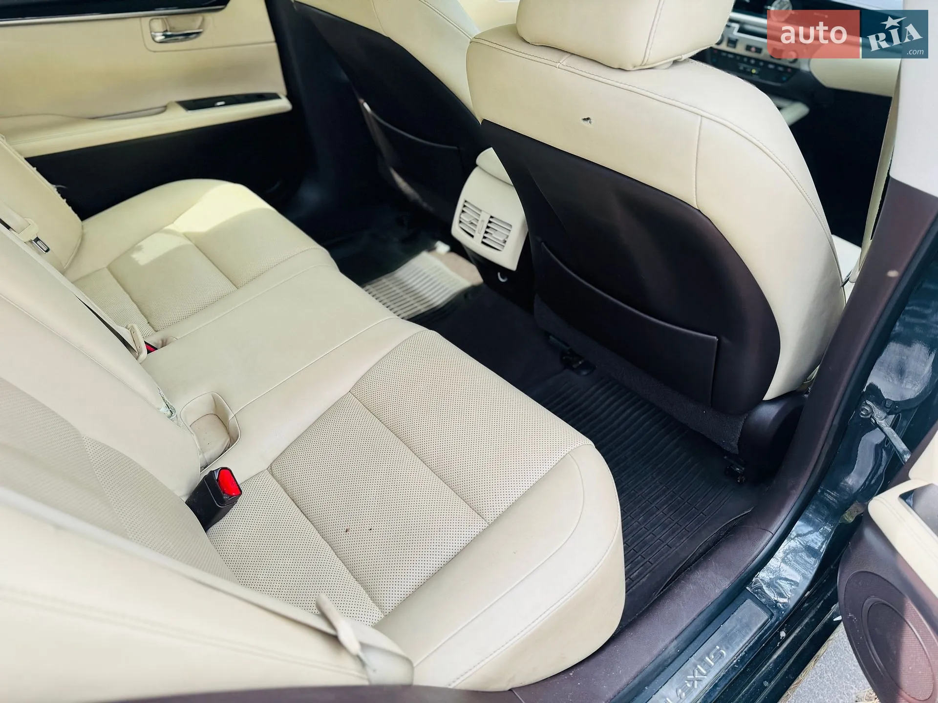 2016 Lexus ES - мініатюра 11