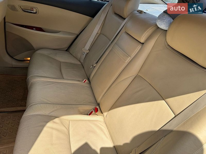 Седан Lexus ES 2008 в Киеве