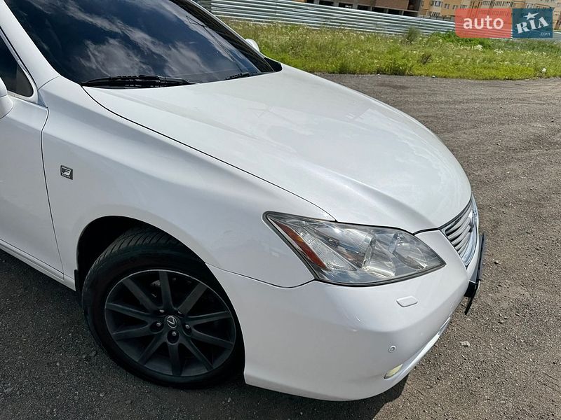 Седан Lexus ES 2008 в Киеве
