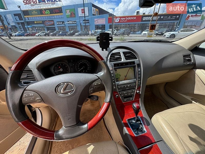 Седан Lexus ES 2008 в Киеве