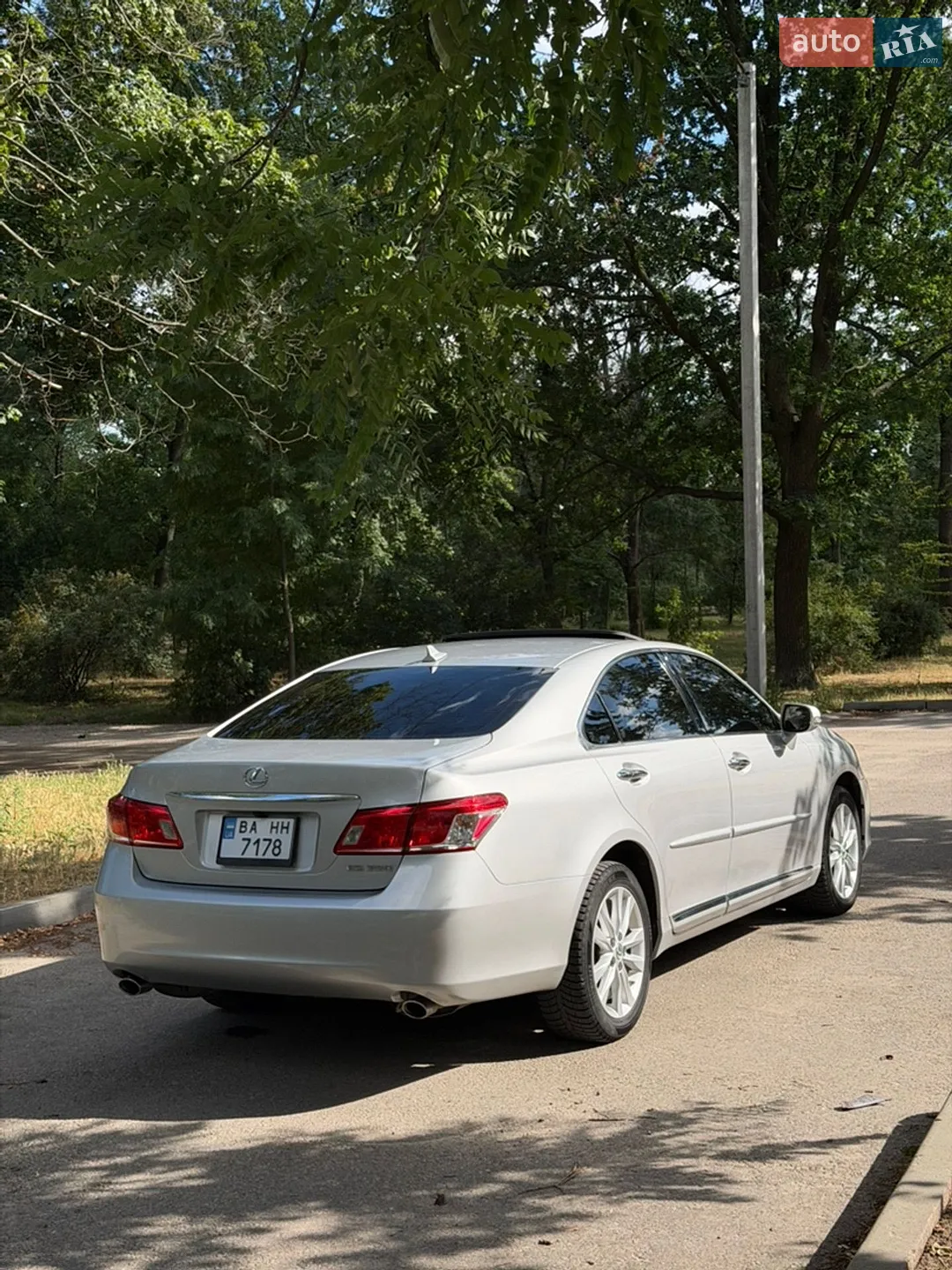 2011 Lexus ES - мініатюра 6