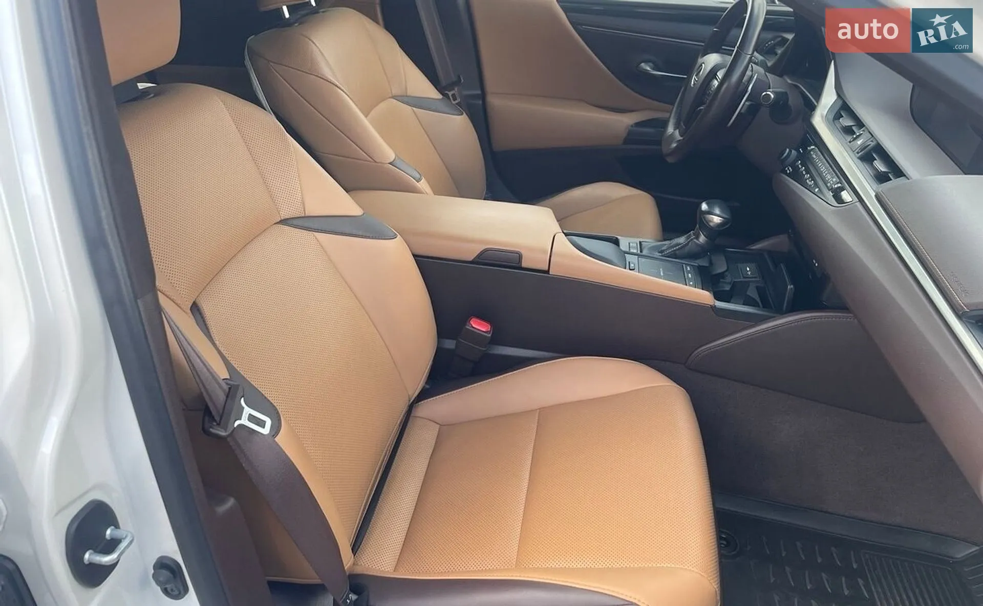 2019 Lexus ES - мініатюра 8