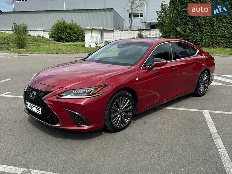 Седан Lexus ES 2019 в Києві