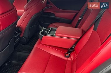 Седан Lexus ES 2019 в Києві