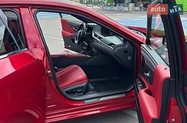 Седан Lexus ES 2019 в Києві