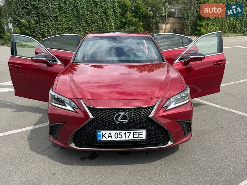 Седан Lexus ES 2019 в Києві