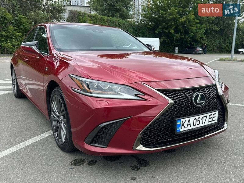 Седан Lexus ES 2019 в Києві