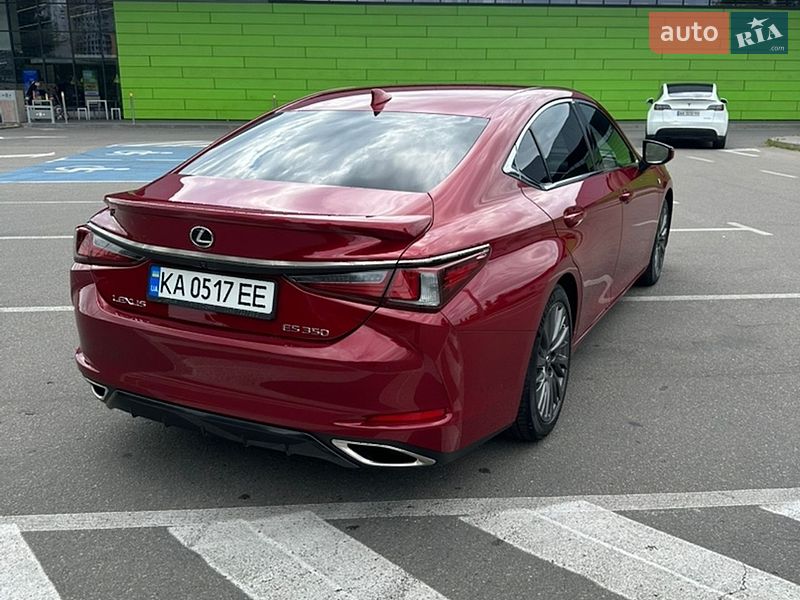 Седан Lexus ES 2019 в Києві