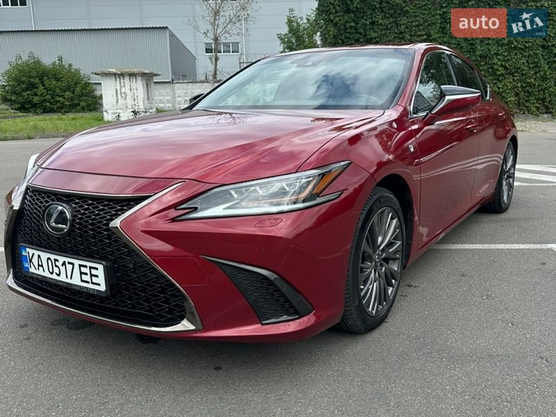 Седан Lexus ES 2019 в Києві
