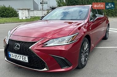 Седан Lexus ES 2019 в Києві