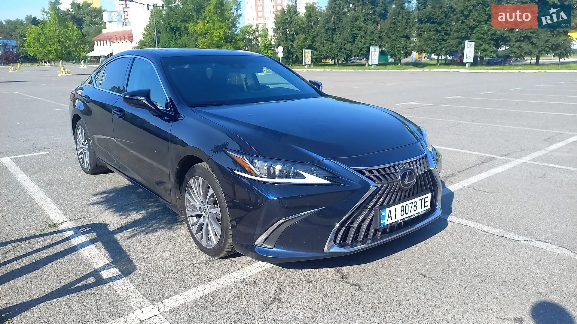 2021 Lexus ES - фото 1
