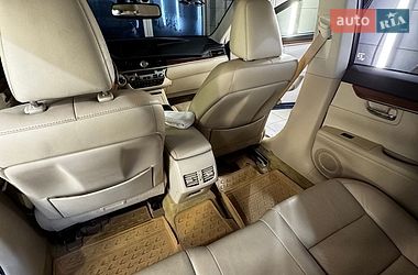 Седан Lexus ES 2014 в Києві