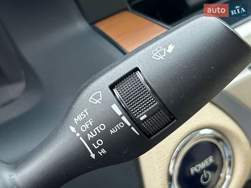 Седан Lexus ES 2015 в Одесі