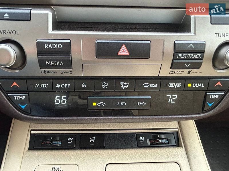 Седан Lexus ES 2015 в Одесі
