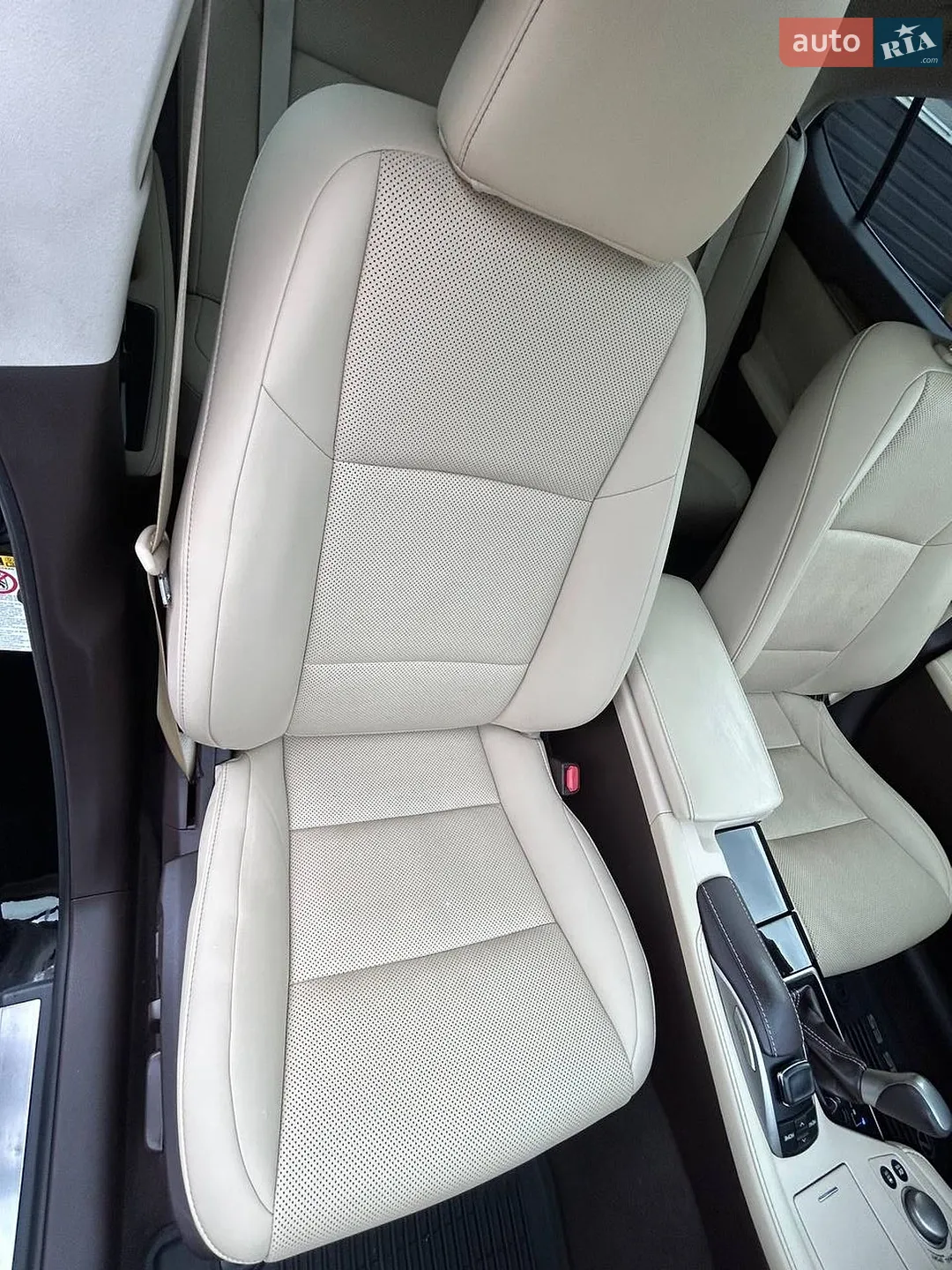 2015 Lexus ES - мініатюра 19