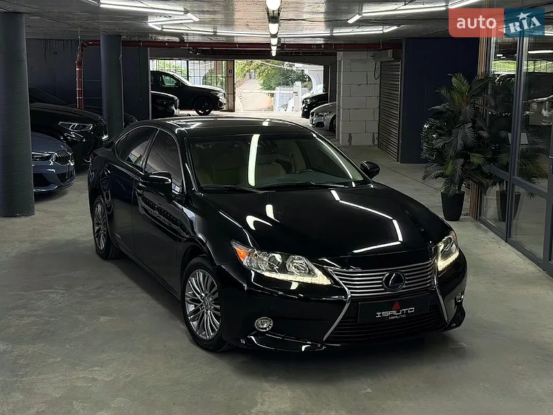 Lexus ES 2015