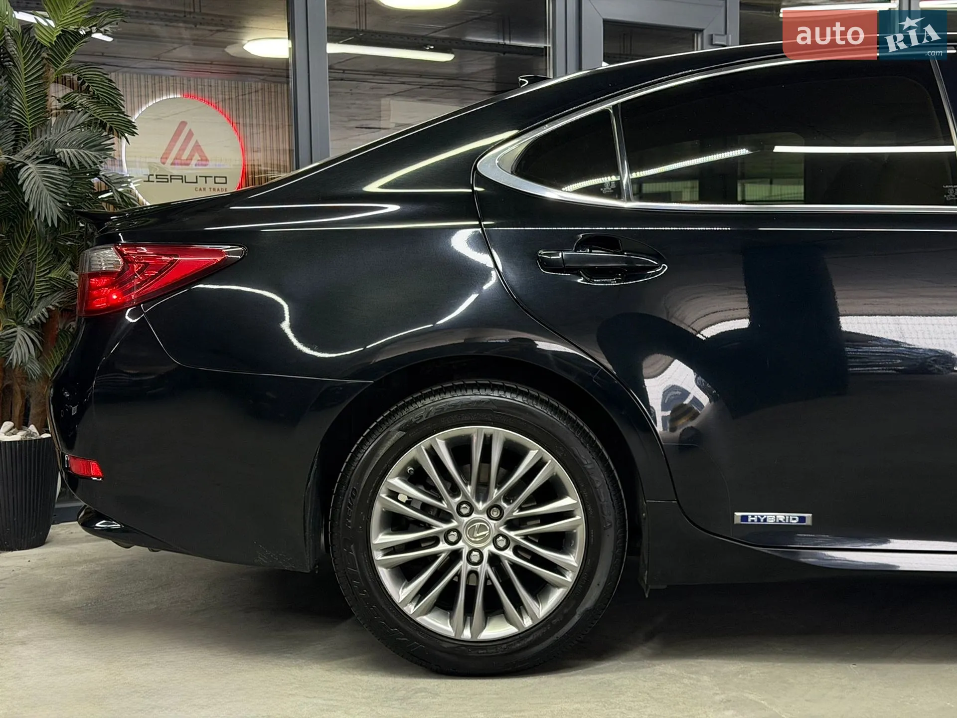 2015 Lexus ES - мініатюра 14