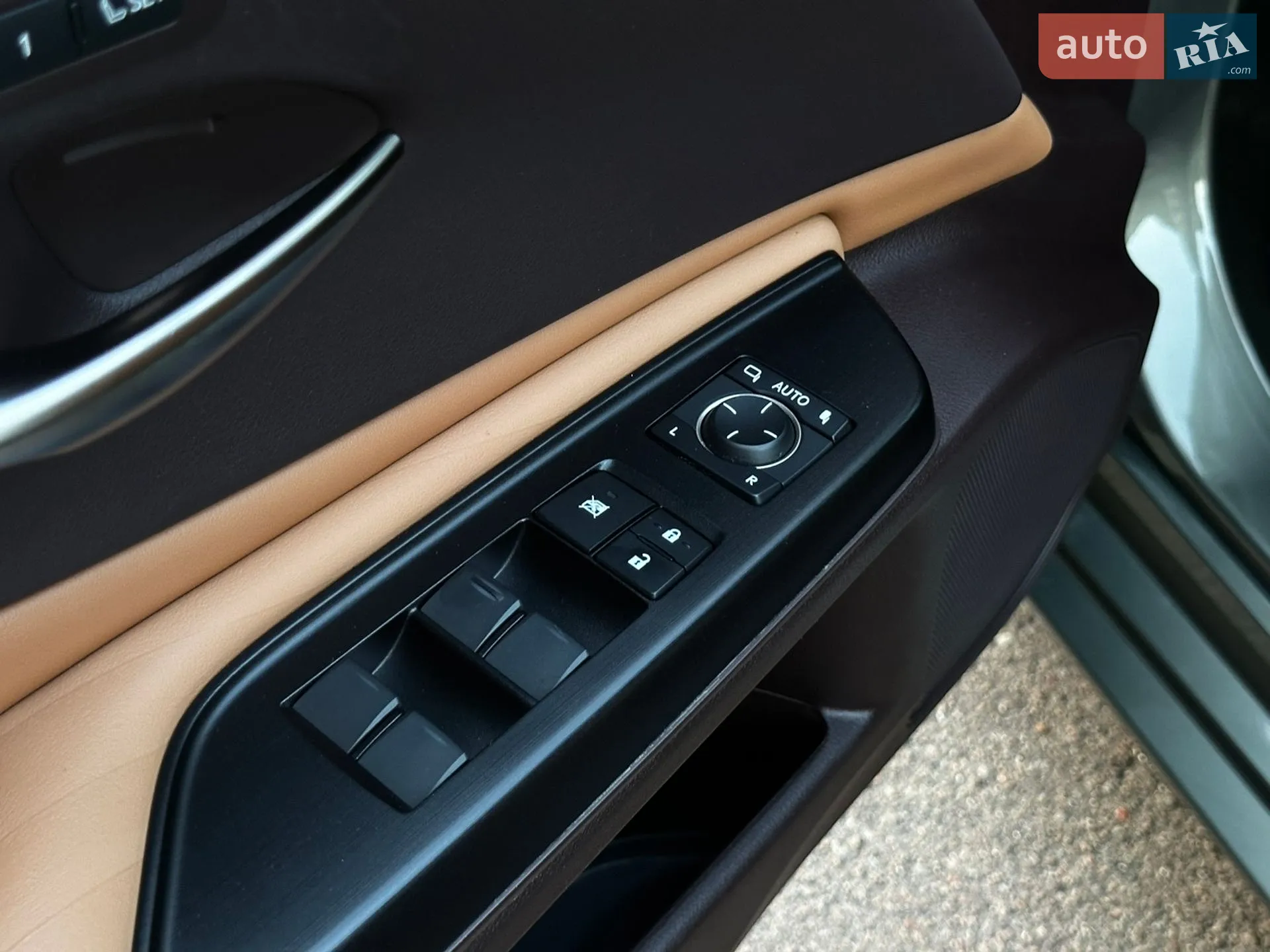 2019 Lexus ES - мініатюра 25