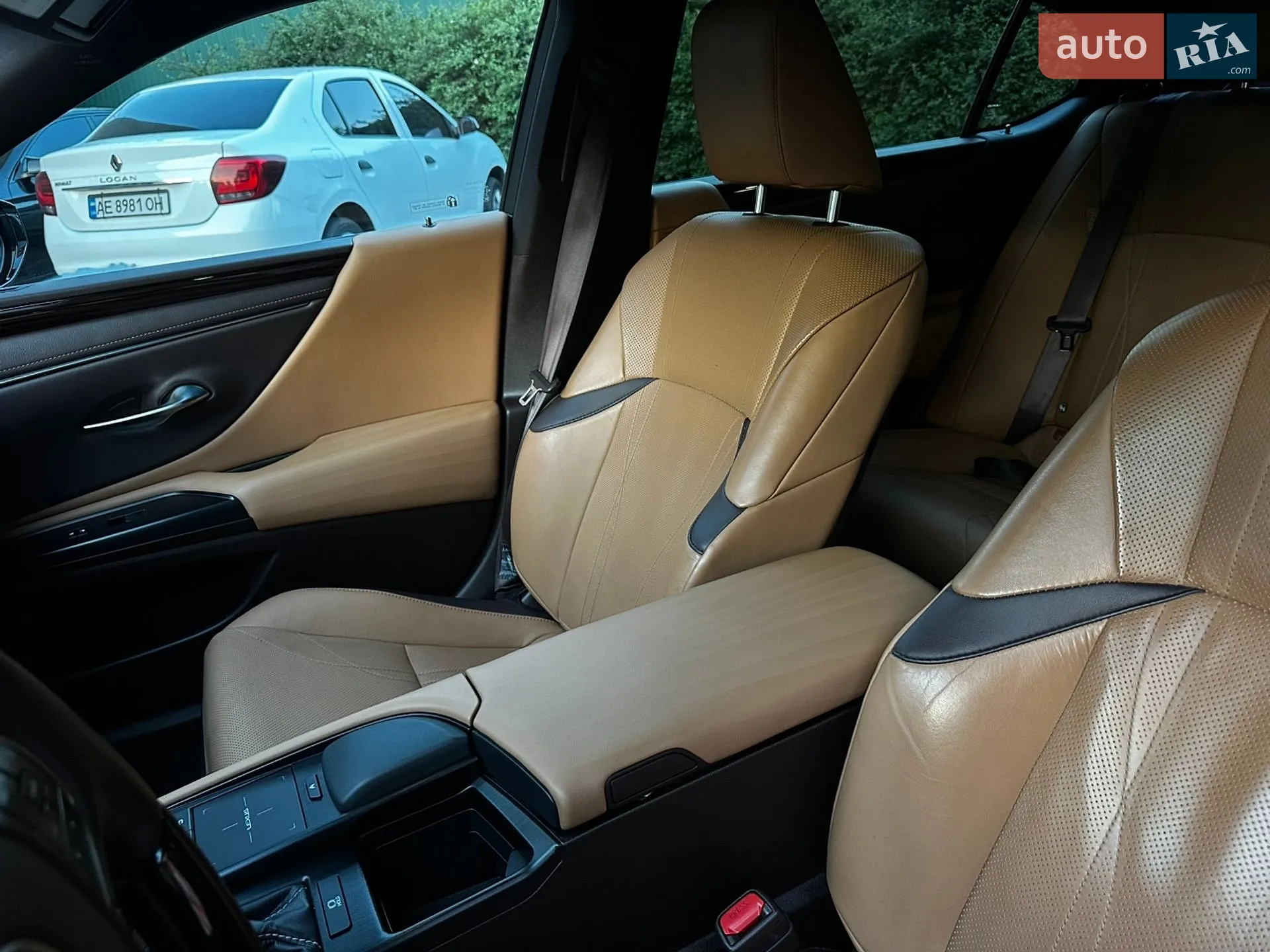 2019 Lexus ES - мініатюра 29