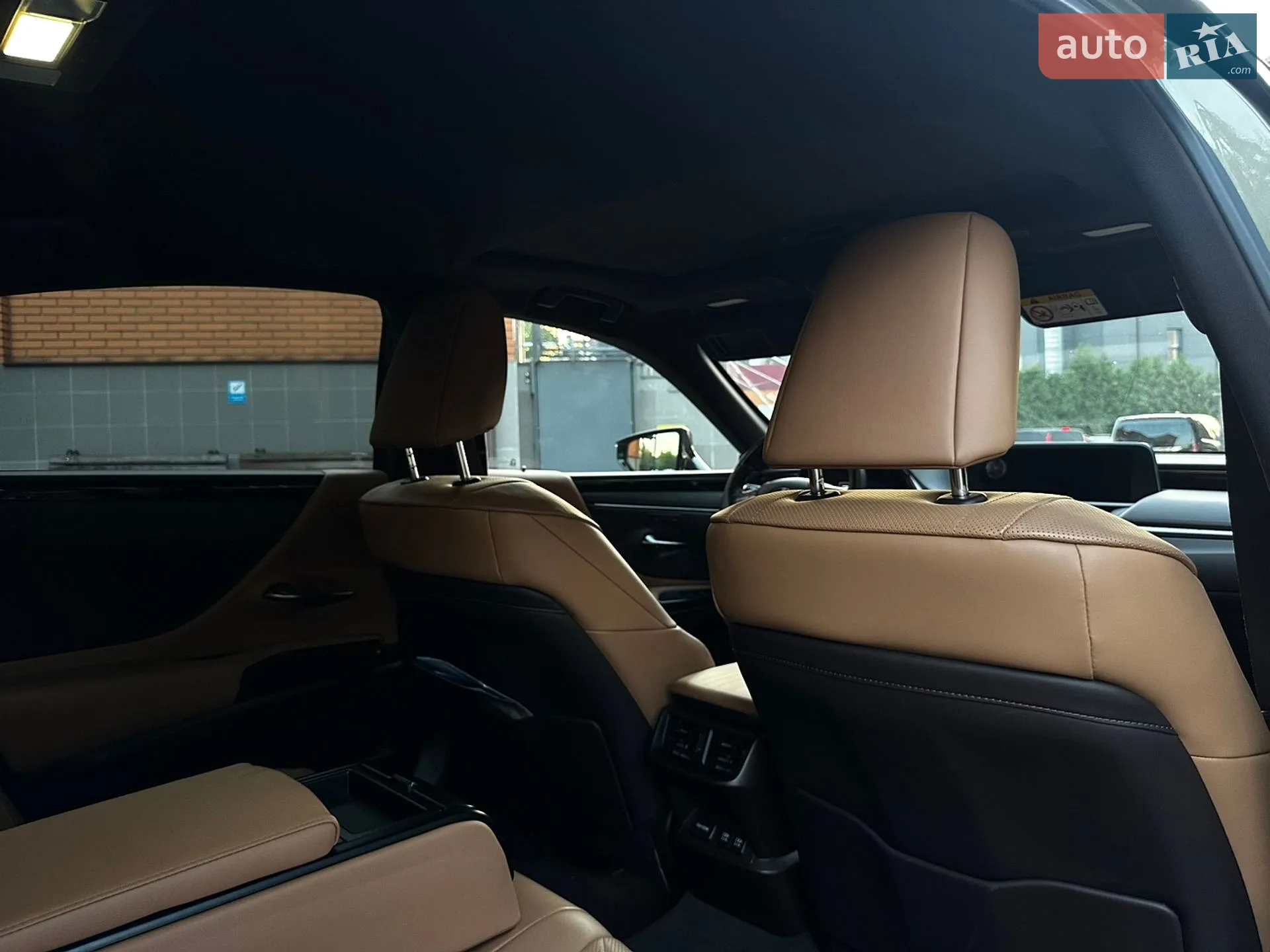 2019 Lexus ES - мініатюра 38