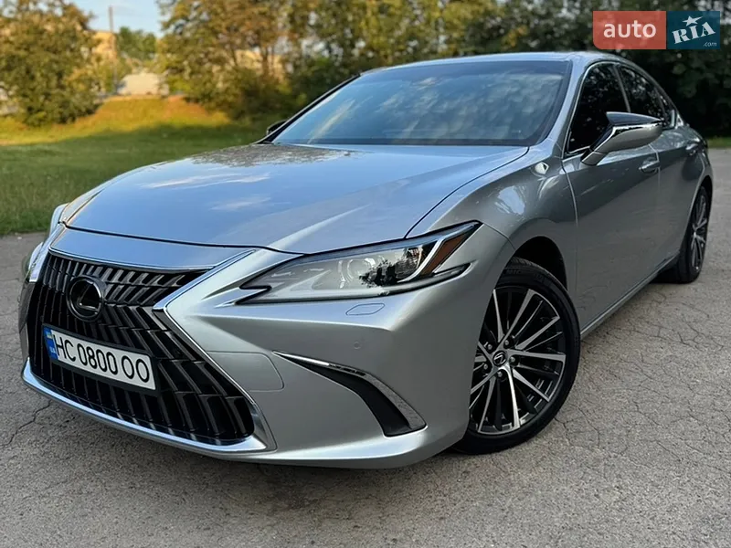 Lexus ES 2024
