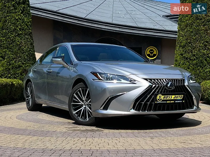 Lexus ES 2023