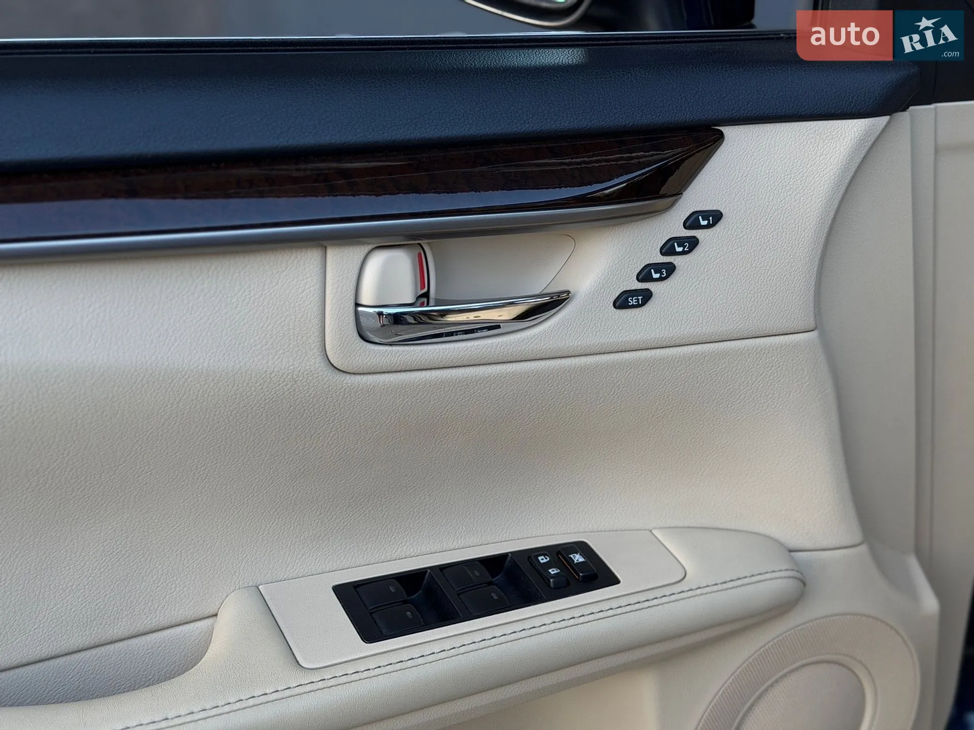 2014 Lexus ES - мініатюра 22
