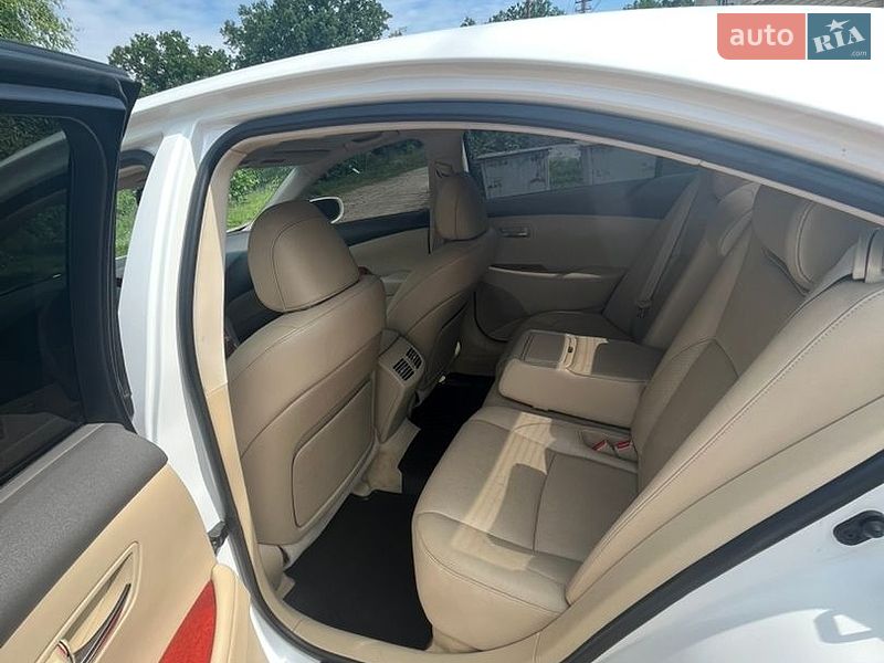 Седан Lexus ES 2008 в Харкові