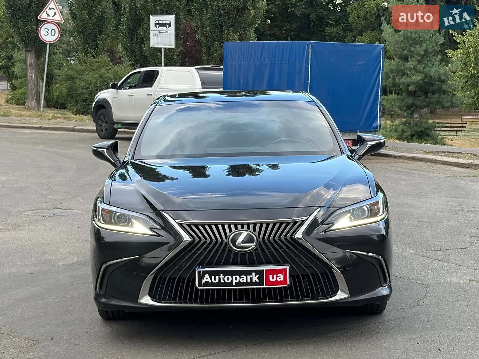 2019 Lexus ES - мініатюра 3