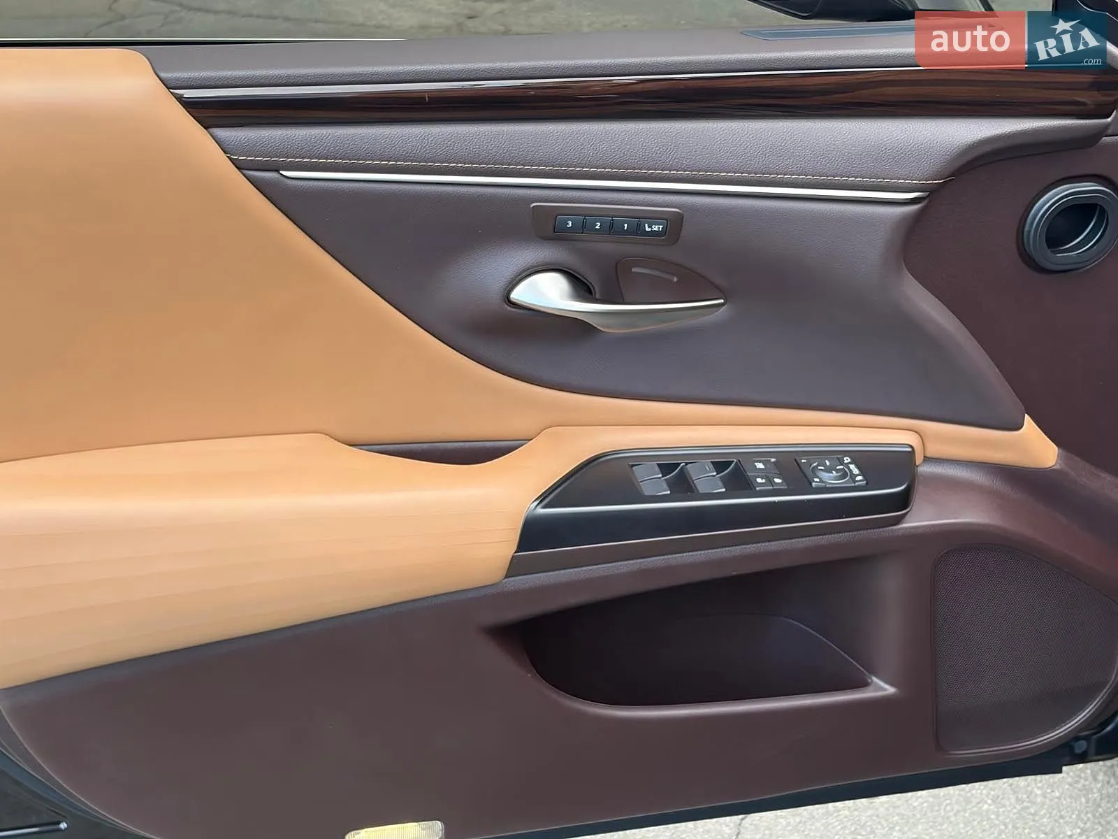 2019 Lexus ES - мініатюра 23