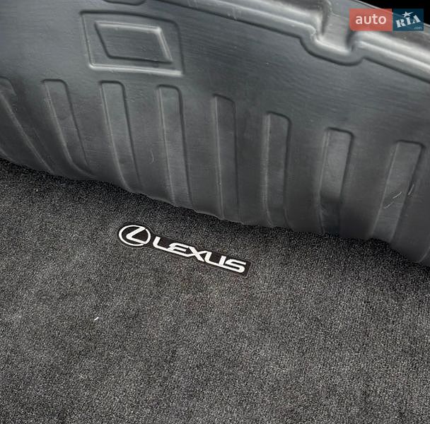 Седан Lexus ES 2020 в Киеве