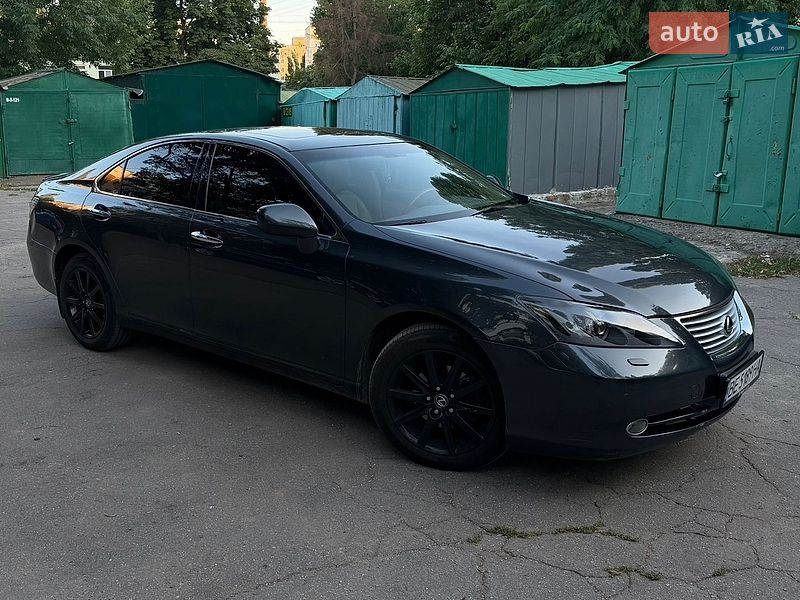 Lexus ES, фото з оголошення