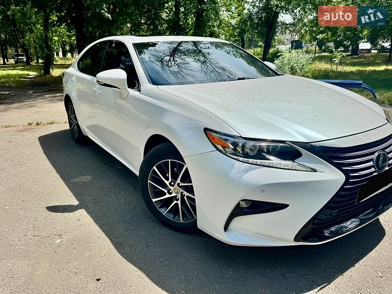 Седан Lexus ES 2015 в Першотравенську фото 2 Седан Lexus ES 2015 в Першотравенську