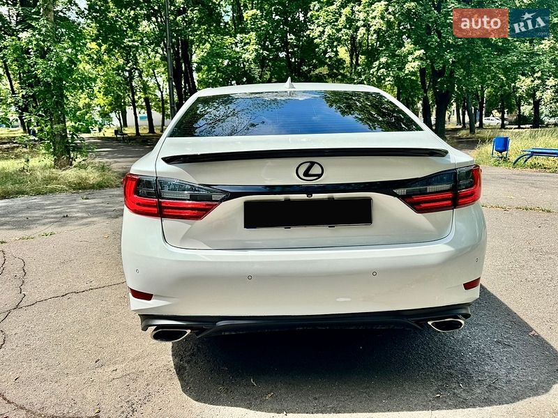 Седан Lexus ES 2015 в Першотравенську фото 5 Седан Lexus ES 2015 в Першотравенську