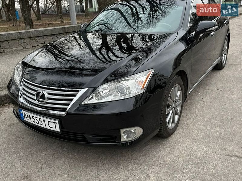 Седан Lexus ES 2010 в Житомирі